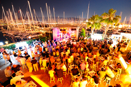 Концерт Джихата Сагола, Фатиха Евджиля и Аслынхана Сага в «Marina Yacht Club»