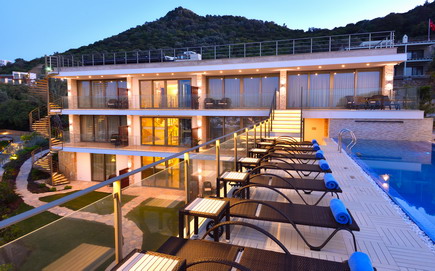 YALIKAVAĞA YENİ BİR OTEL AÇILIYOR...